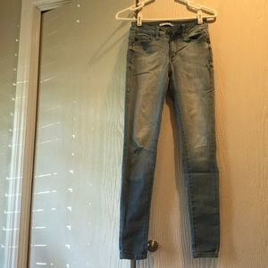Light skinny jeans